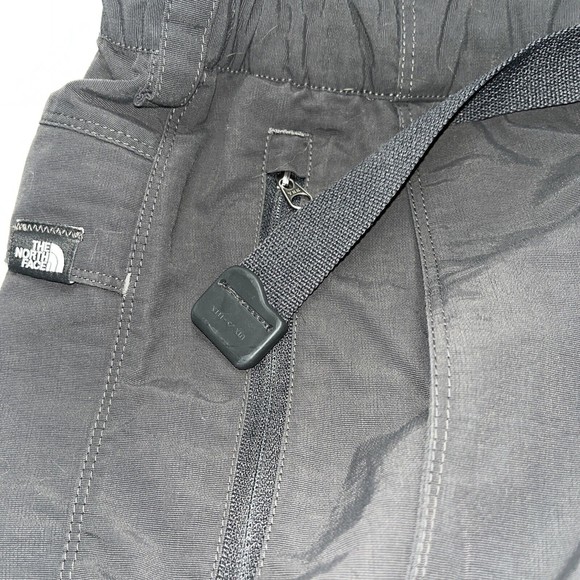 The North Face Men's Shorts Dark Gray Cargo Size XXL - Picture 2 of 7